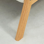 Aosom Chair Upholstered Lounge Chair with Rubber Wood Frame Throw Pillows and Comfortable Cushion - Available in 2 Colours