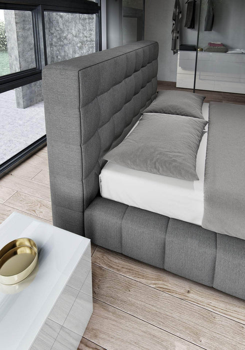Modloft Bed Thompson Square Tufted Fabric Platform Bed - Available in 2 Colours and 5 Sizes