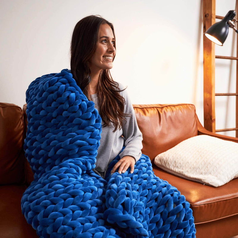 Hush Knit Weighted Blanket — Wholesale Furniture Brokers Canada