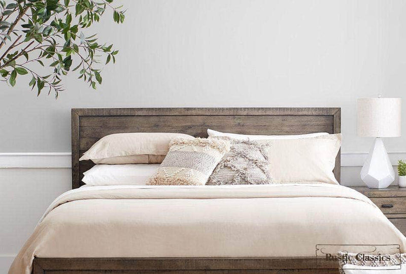 Rustic Classics Bedroom Set Whistler 5 Piece Reclaimed Wood Storage Platform Bedroom Furniture Set in Grey – Available in 2 Sizes